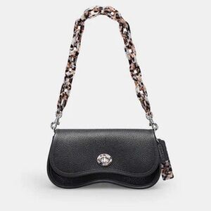 Coachtopia Black Pebbled leather Shoulder Bag Wavy Dinky